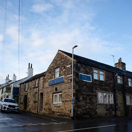 Bert'S Rooms At The Black Horse Inn Brighouse Eksteriør bilde